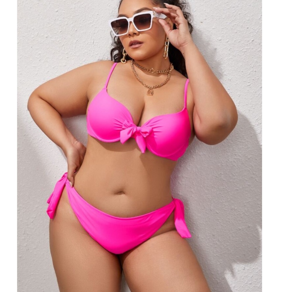 Plus Size Neon Underwire Bikini